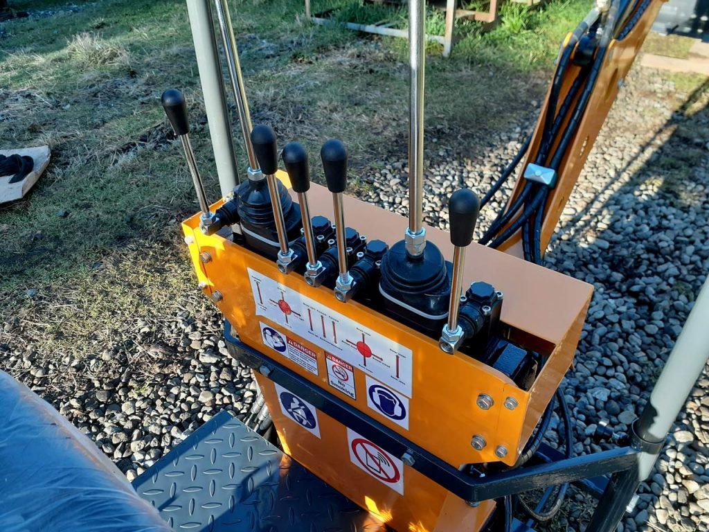 Mini Retroexcavadora